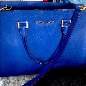 Good condition Michael Kors cobalt blue crossbody purse
